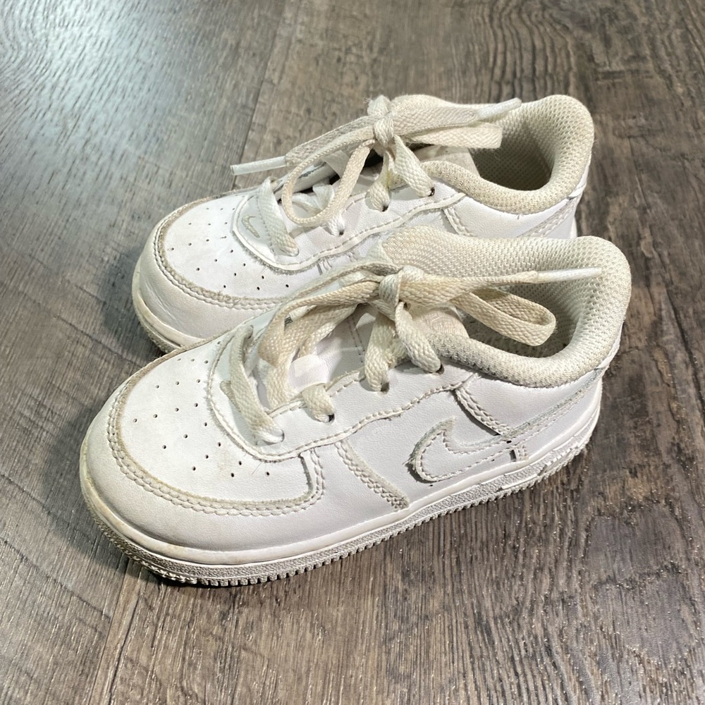 NIKE Air Force 1 Toddler Sneakers
